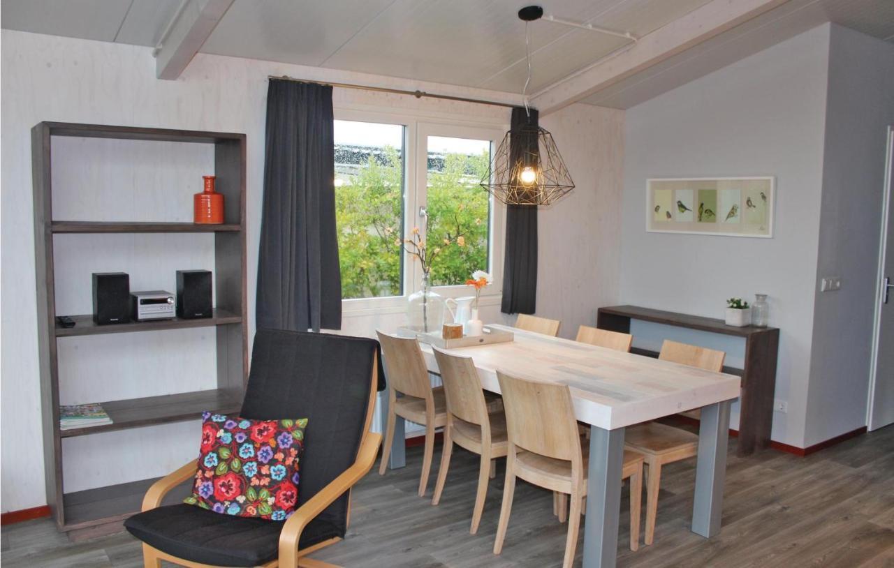 2 Bedroom Awesome Home In Sint-Annaland Extérieur photo