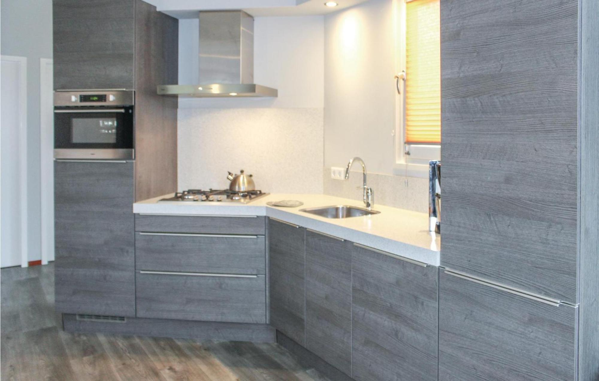 2 Bedroom Awesome Home In Sint-Annaland Extérieur photo